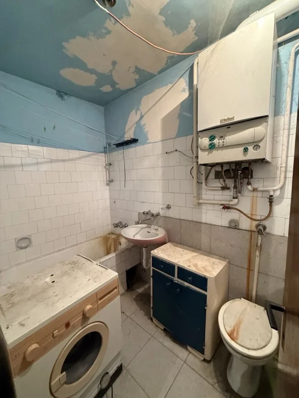 Dva etažirana stana s dvorištem i terasom – Dubrava