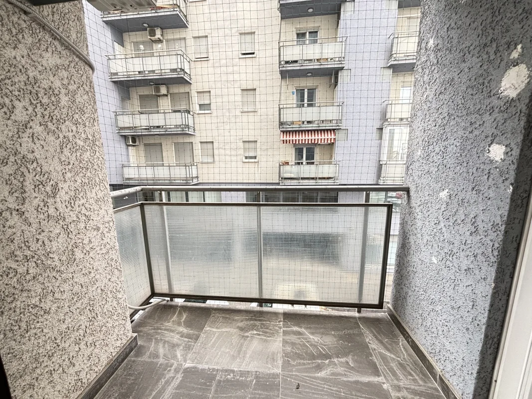 Luksuzno adaptiran 4S stan 100m2 + 2 garaže, Trešnjevka