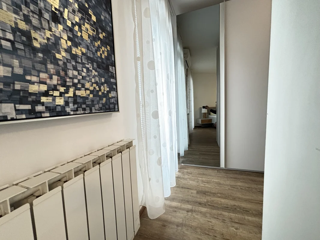 Luksuzno adaptiran 4S stan 100m2 + 2 garaže, Trešnjevka