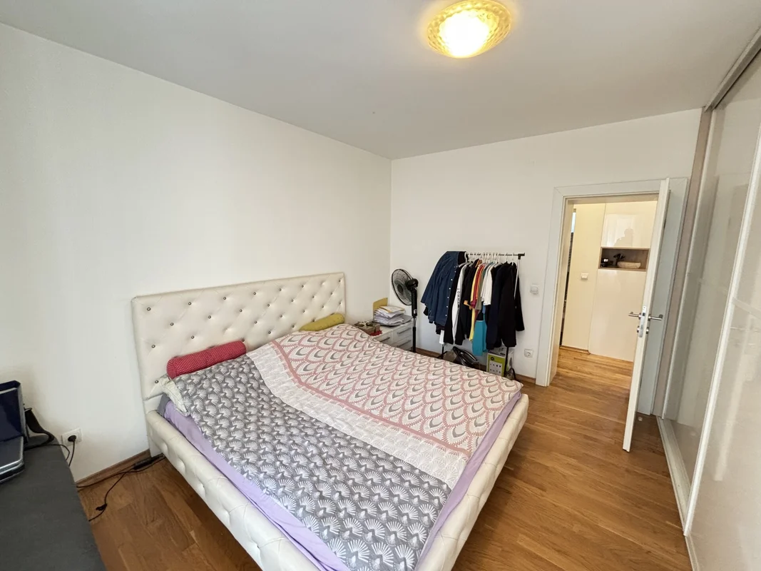 Prodaja stana –Jurkovićeva ulica, funkcionalan stan s terasom, parking