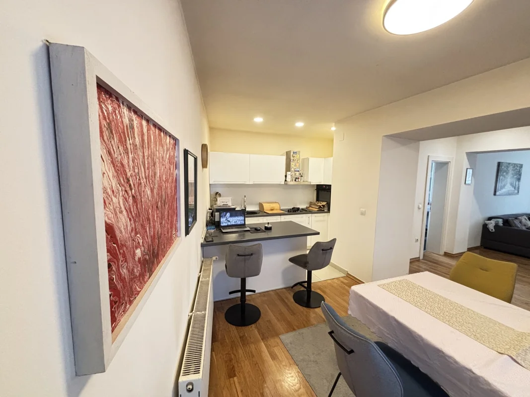 Prodaja stana –Jurkovićeva ulica, funkcionalan stan s terasom, parking