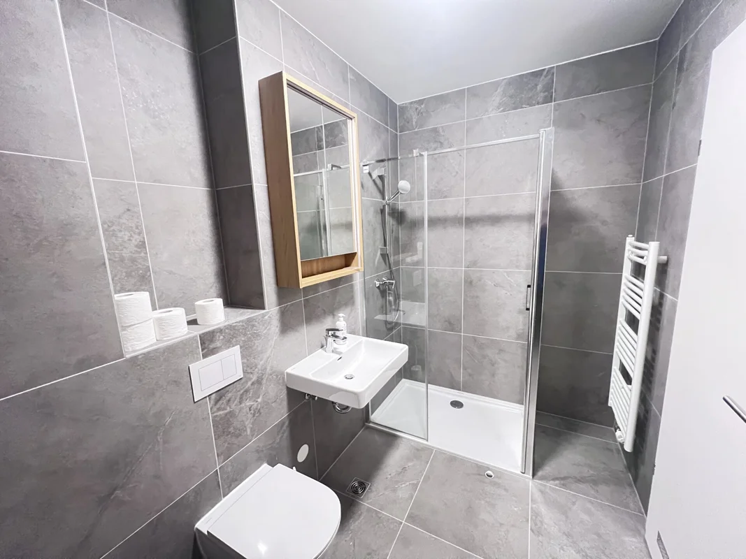 Stan, najam, Laniste (blato), novogradnja, 59m2+ parking! Prvi kat!