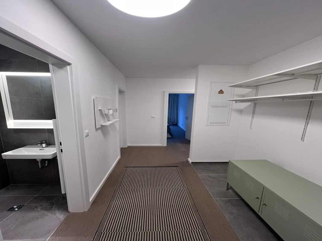 Stan, najam, Zagreb, Laniste (blato), 75m2 + 2 garažna mjesta!