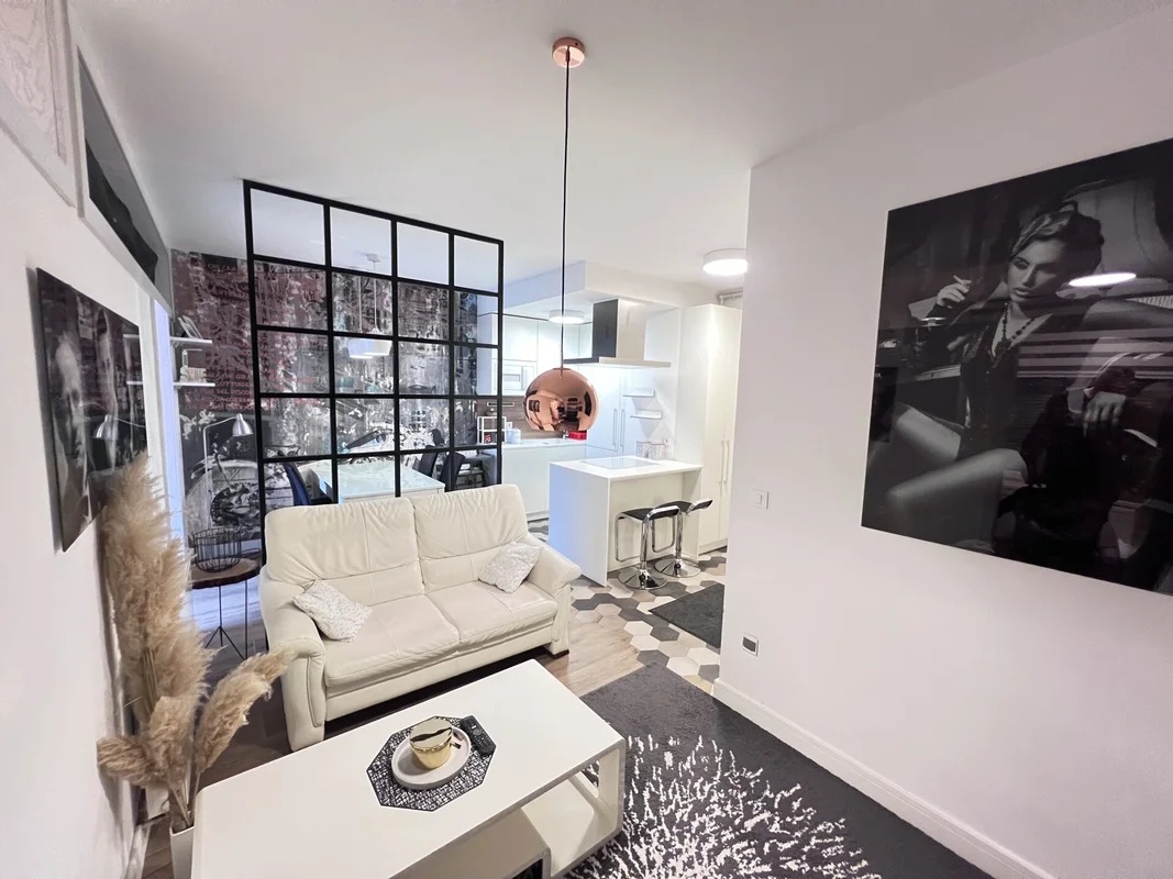 Stan, Zagreb, trnje, 42m2 +parking u garazi! 2 sobe + dnevni!