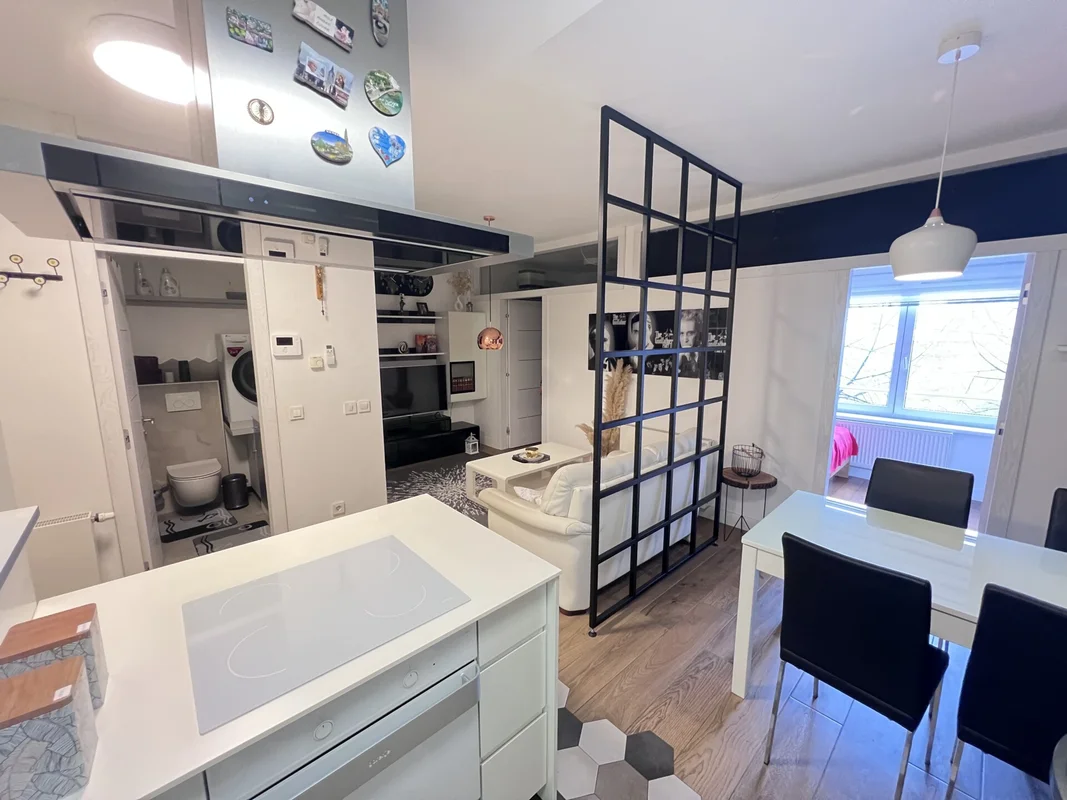 Stan, Zagreb, trnje, 42m2 +parking u garazi! 2 sobe + dnevni!