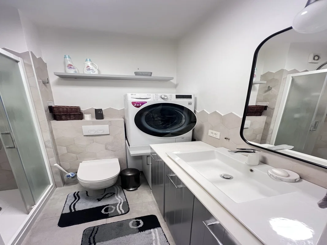 Stan, Zagreb, trnje, 42m2 +parking u garazi! 2 sobe + dnevni!