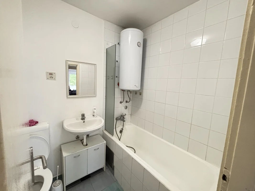 Dvosoban stan u  centru Sesveta, 45 m² - odlična prilika