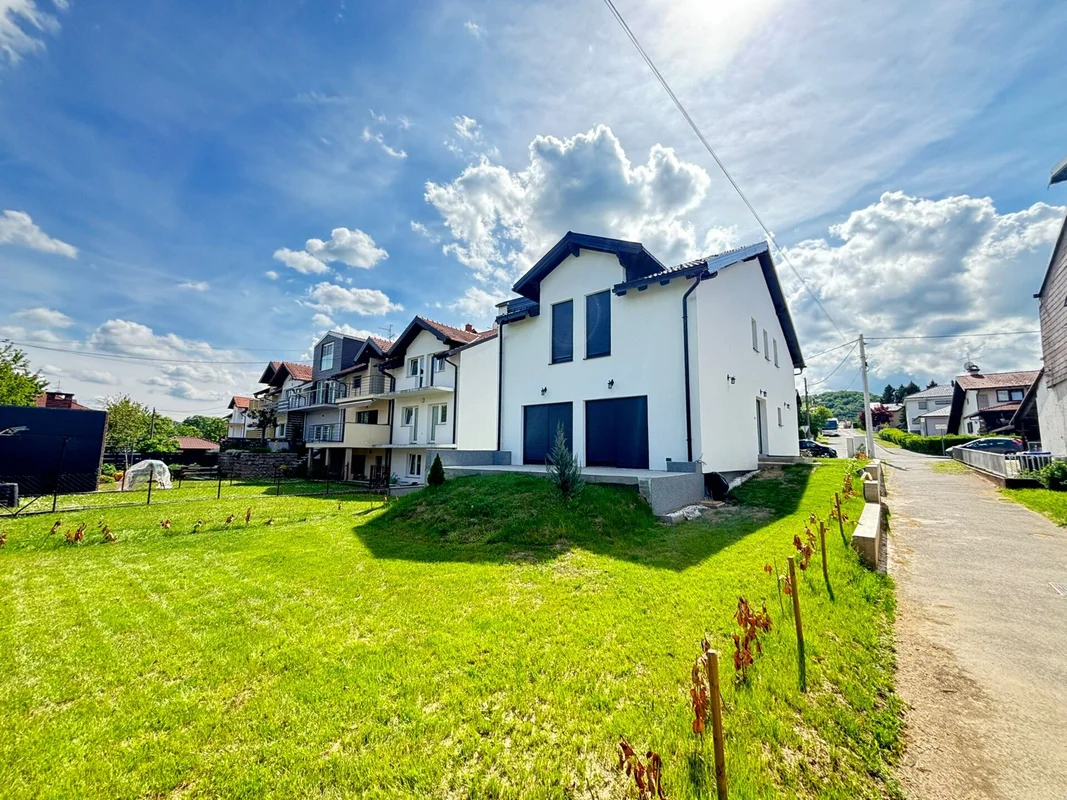 Nova samostojeća kuća 197 m² s vrtom – Bregana