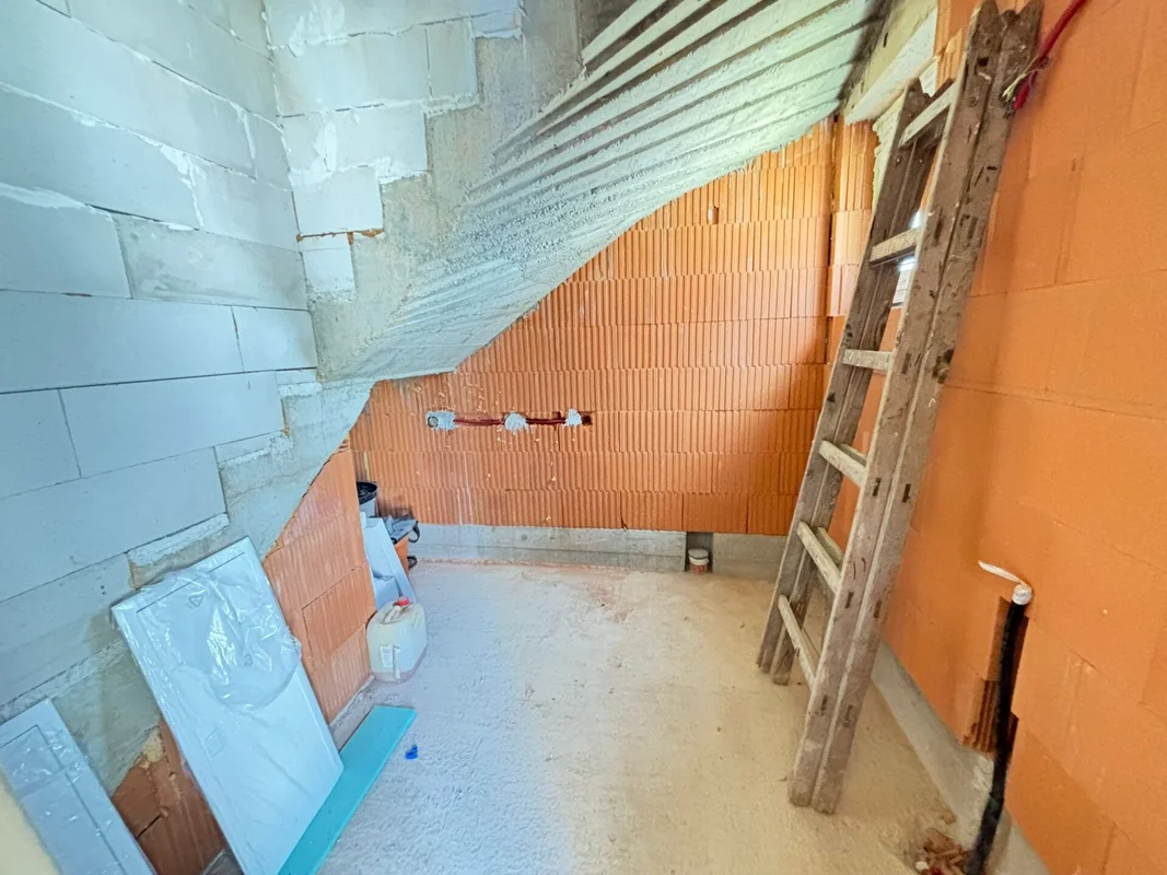 Nova samostojeća kuća 197 m² s vrtom – Bregana