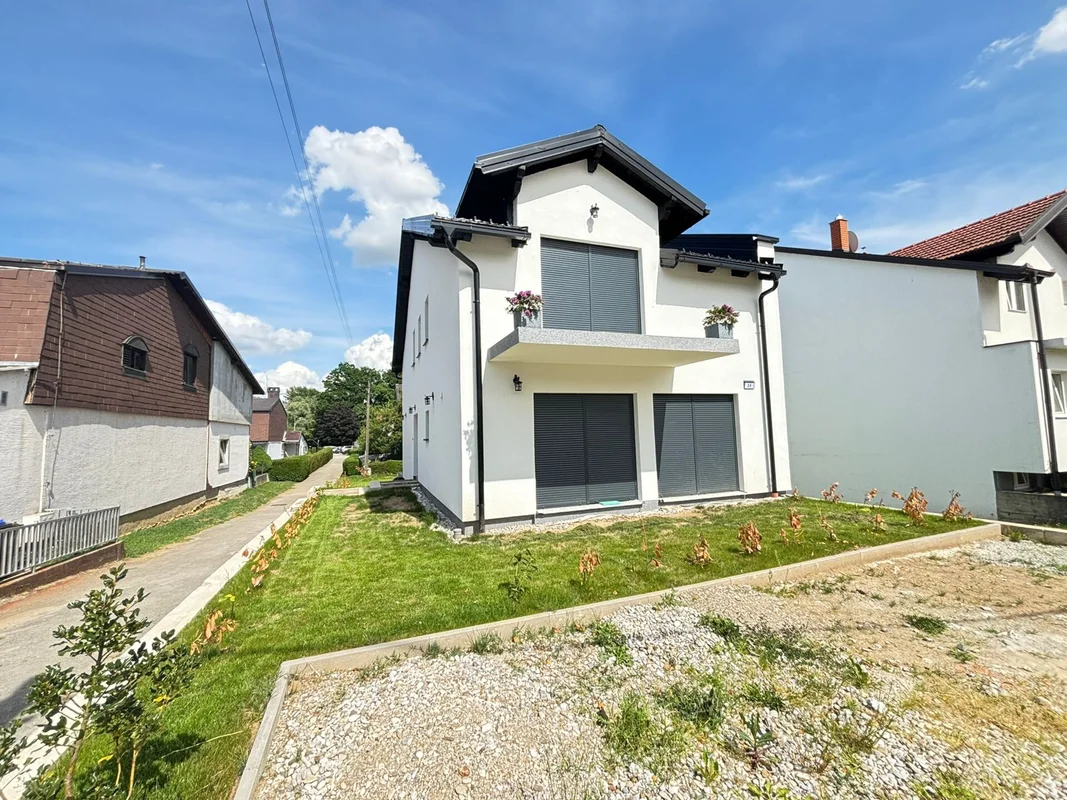 Nova samostojeća kuća 197 m² s vrtom – Bregana