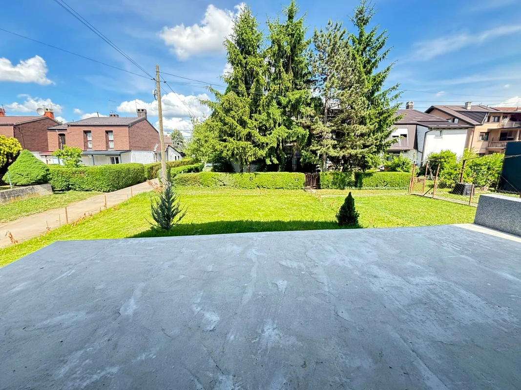 Nova samostojeća kuća 197 m² s vrtom – Bregana