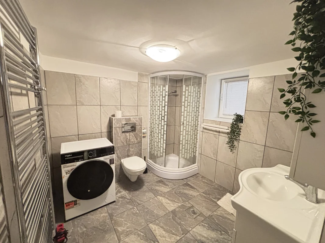 Stan na Pantovčaku – renoviran, namješten, 45m2, PRILIKA