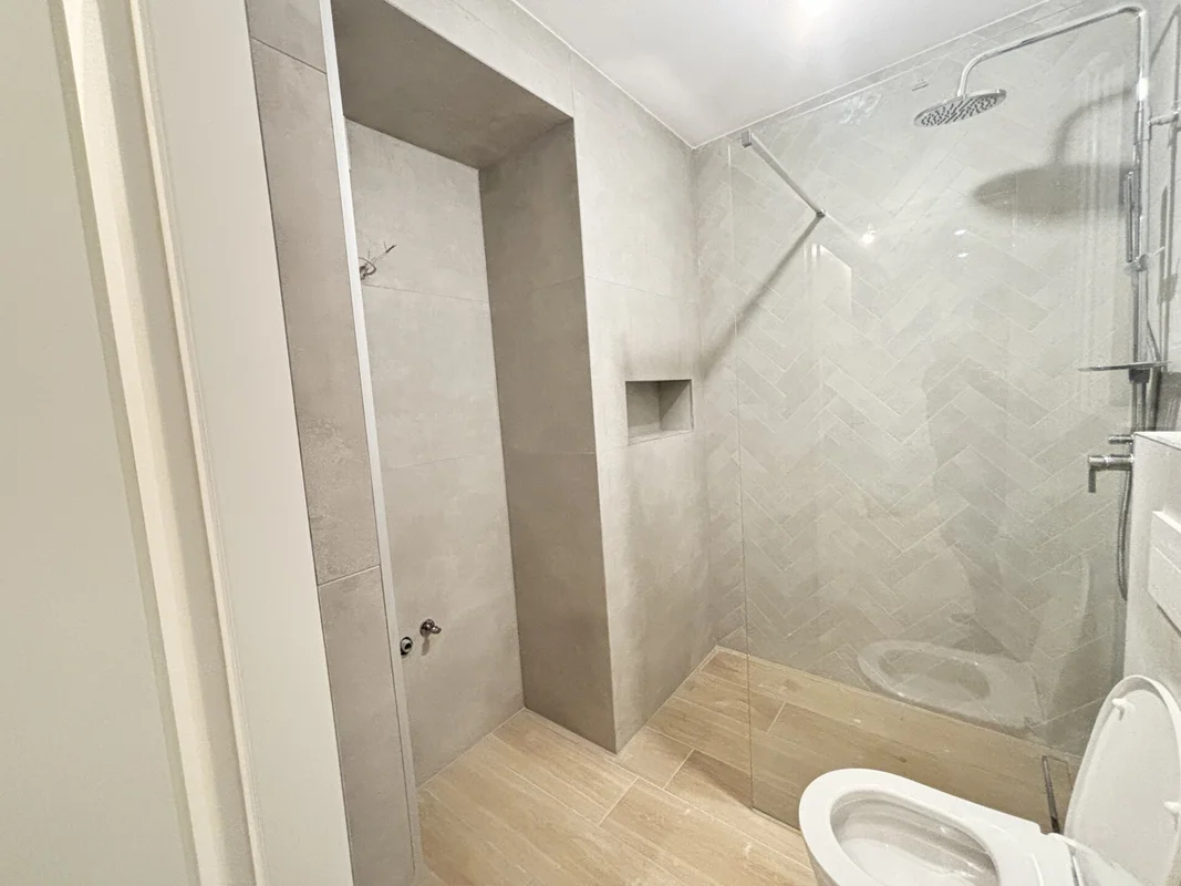 KOMPLETNO RENOVIRAN STAN, 45m2 – KUHAČEVA ULICA, KVATERNIKOV TRG