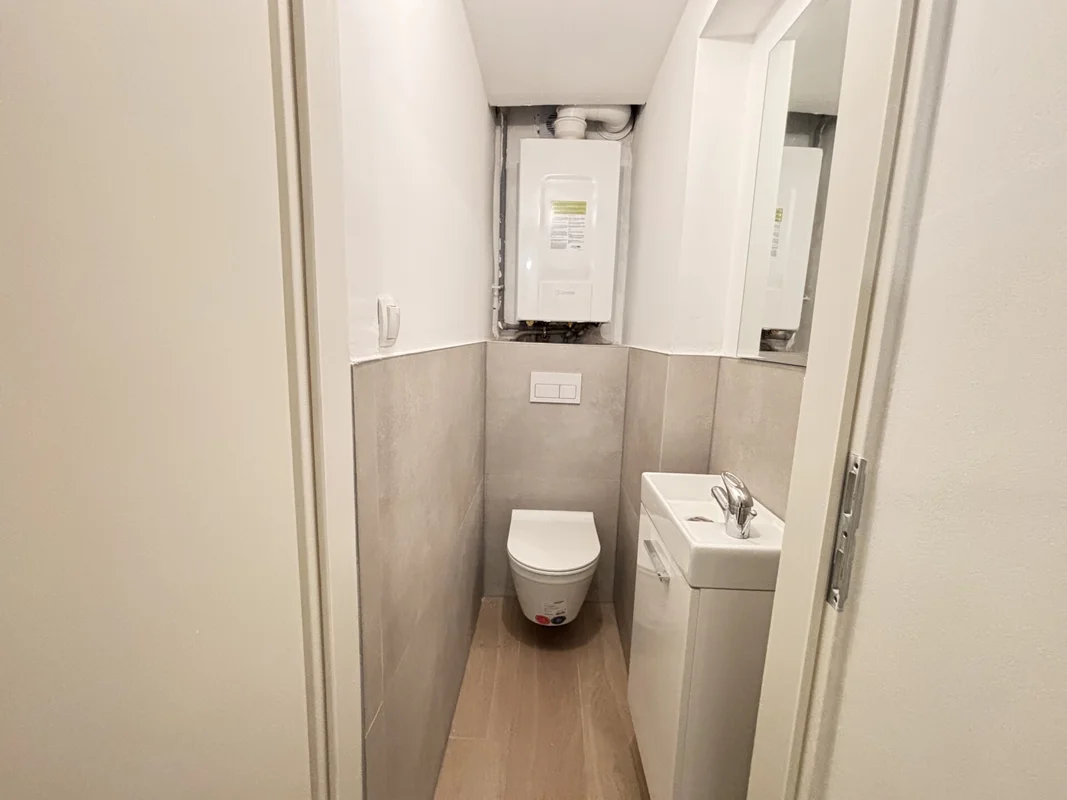 KOMPLETNO RENOVIRAN STAN, 45m2 – KUHAČEVA ULICA, KVATERNIKOV TRG