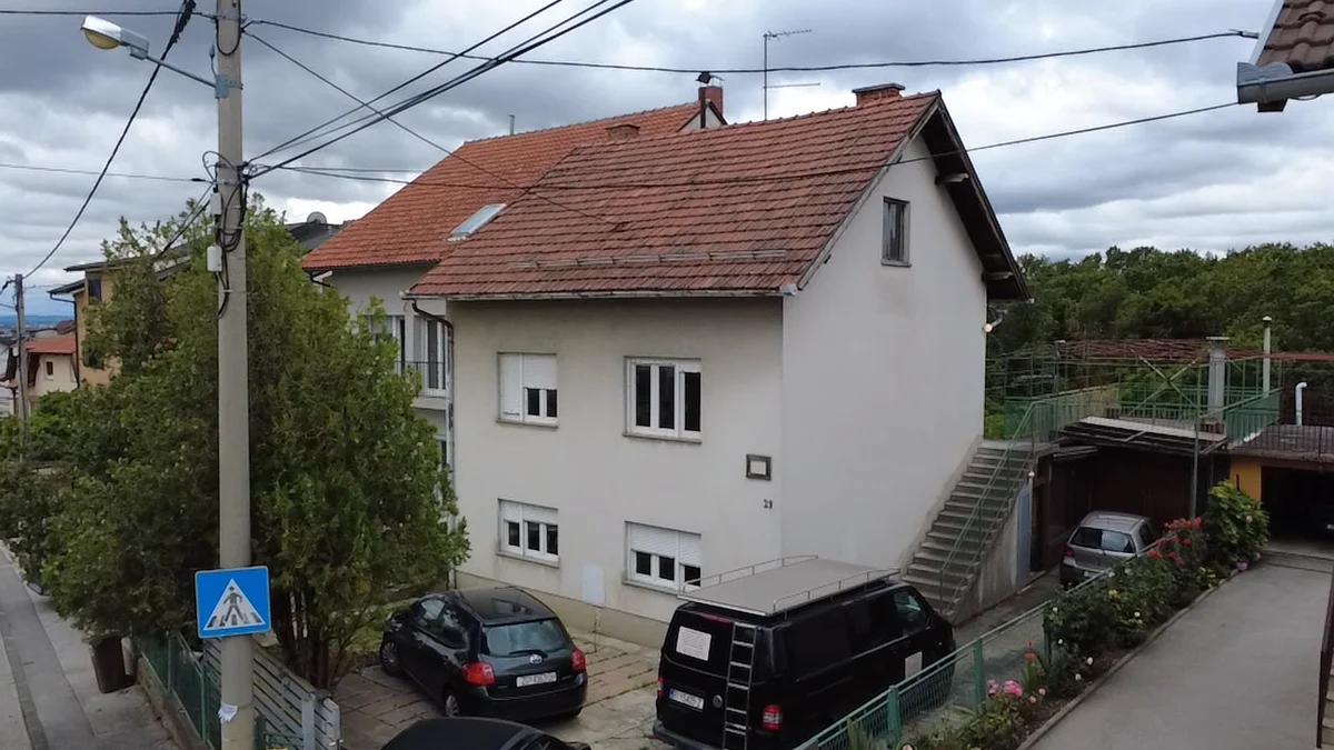 Remete – Kuća s 3 etažirana stana, garažom i velikim vrtom