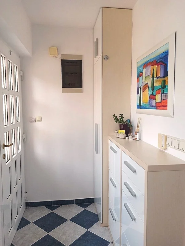 Zagreb, Lučko, kuća mogucnost prenamjene u 3 stana!! 228m2!