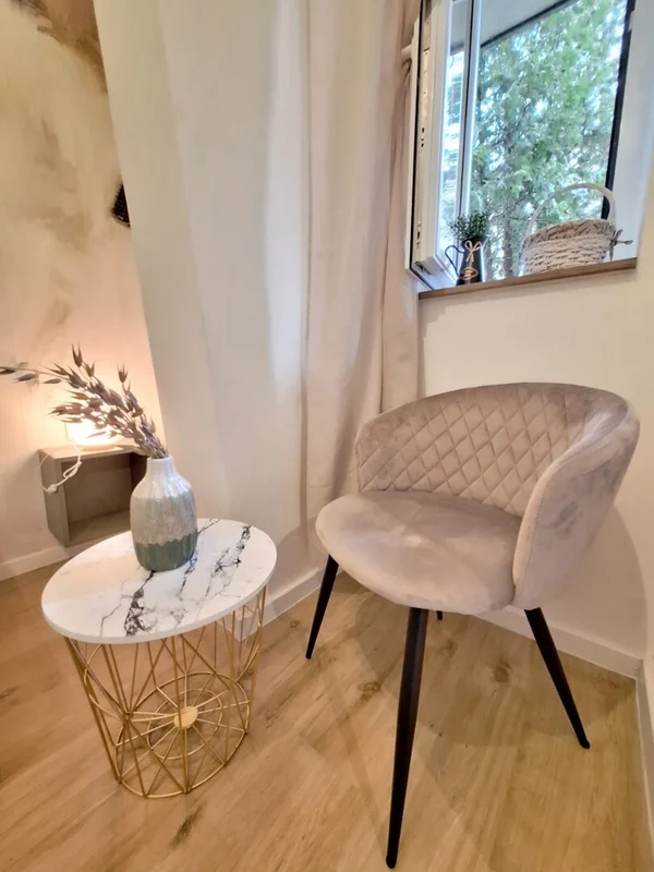 Zagreb, Donji grad, stan sa velikim Vrtom!! Pored zrinjevca!! 33,5m2!