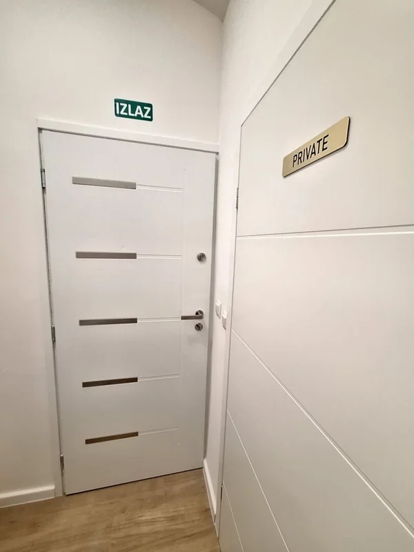 Zagreb, Donji grad, stan sa velikim Vrtom!! Pored zrinjevca!! 33,5m2!