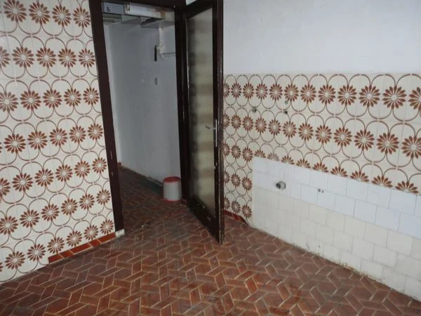 Stan, Zagreb, Kvatrić za adaptaciju! Top lokacija 70m2!!+PARKING!!