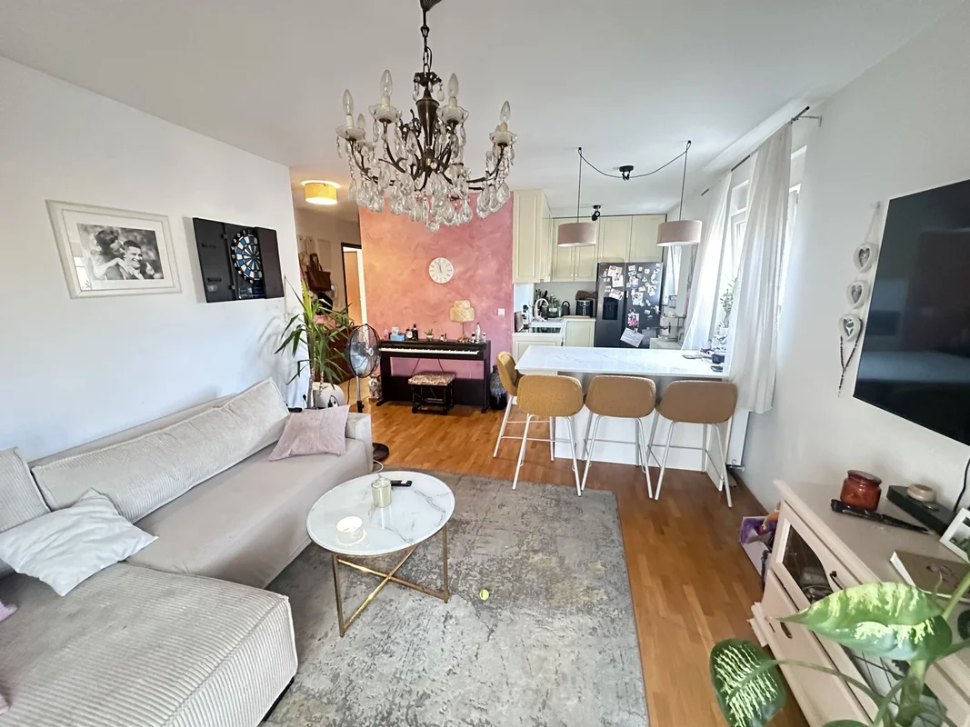 Stan, Zagreb, Srednjaci, dvije sobe + dnevni + PARKING + BALKON! 76m2