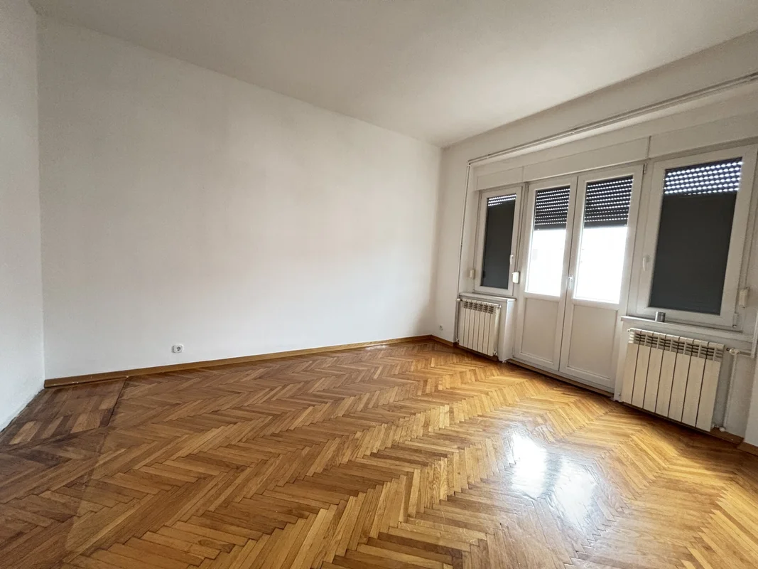 Šubićeva | Prostran 4-soban stan 86 m² s garažom i liftom