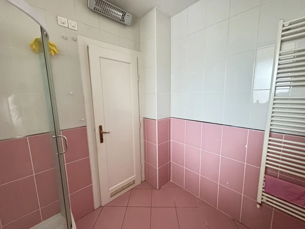 Šubićeva | Prostran 4-soban stan 86 m² s garažom i liftom