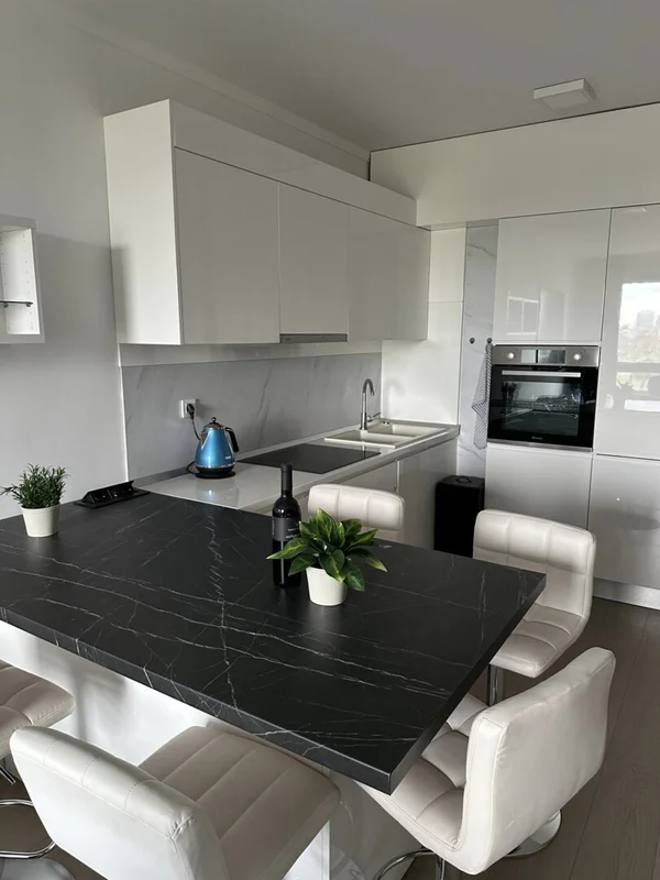 Stan, Zagreb, trnje, 52m2+gpm, POGLED NA FONTANE, SARAS CENTAR!