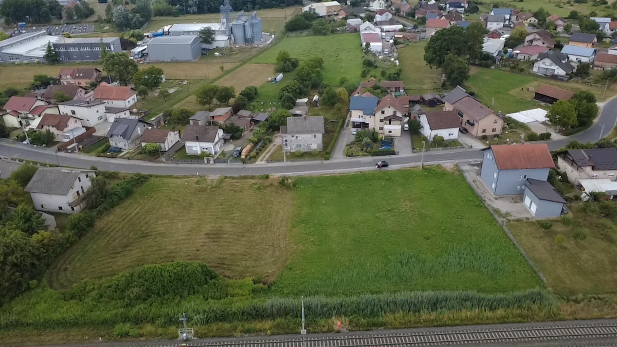 Građevinsko zemljište 1.726 m² – Dumovec, blizina željezničke stanice