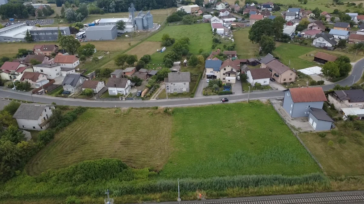 Građevinsko zemljište 1.726 m² – Dumovec, blizina željezničke stanice