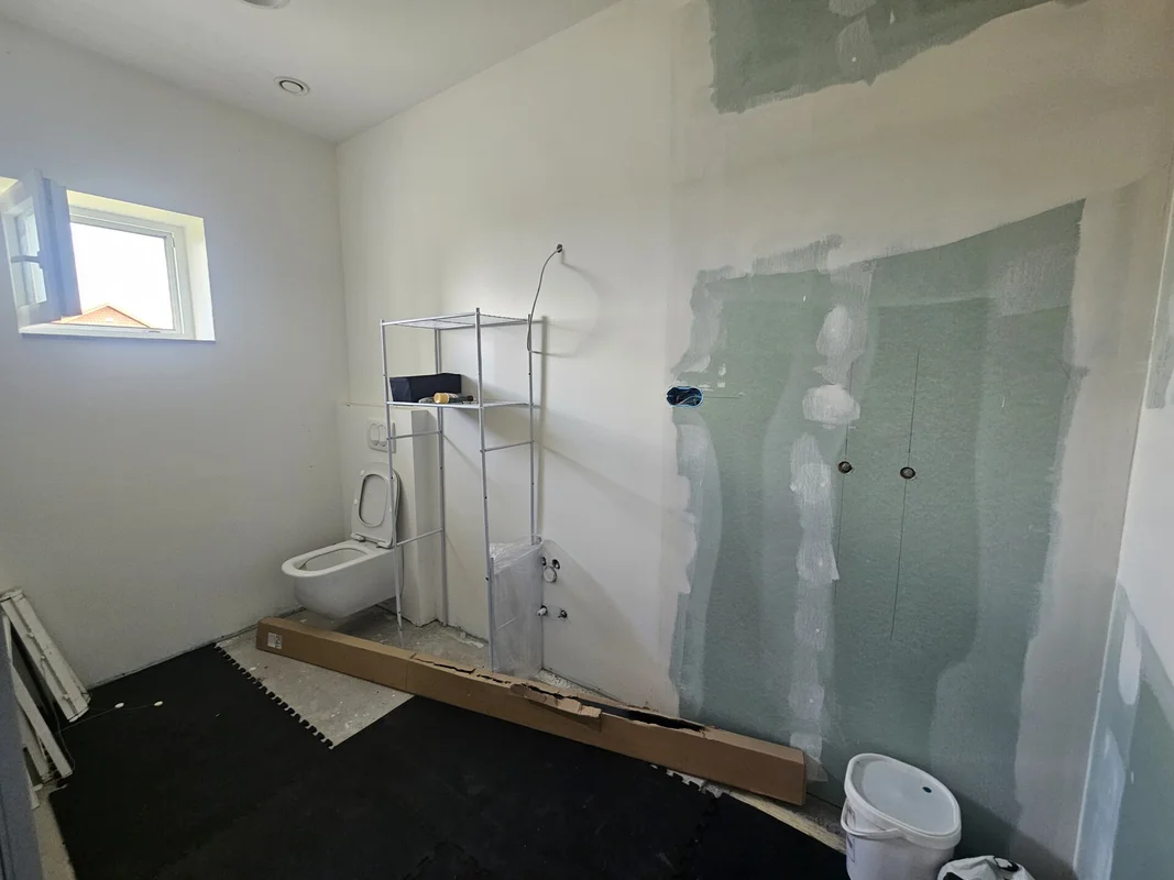 Moderna obiteljska kuća s okućnicom od 1.400 m² – Jablanovec