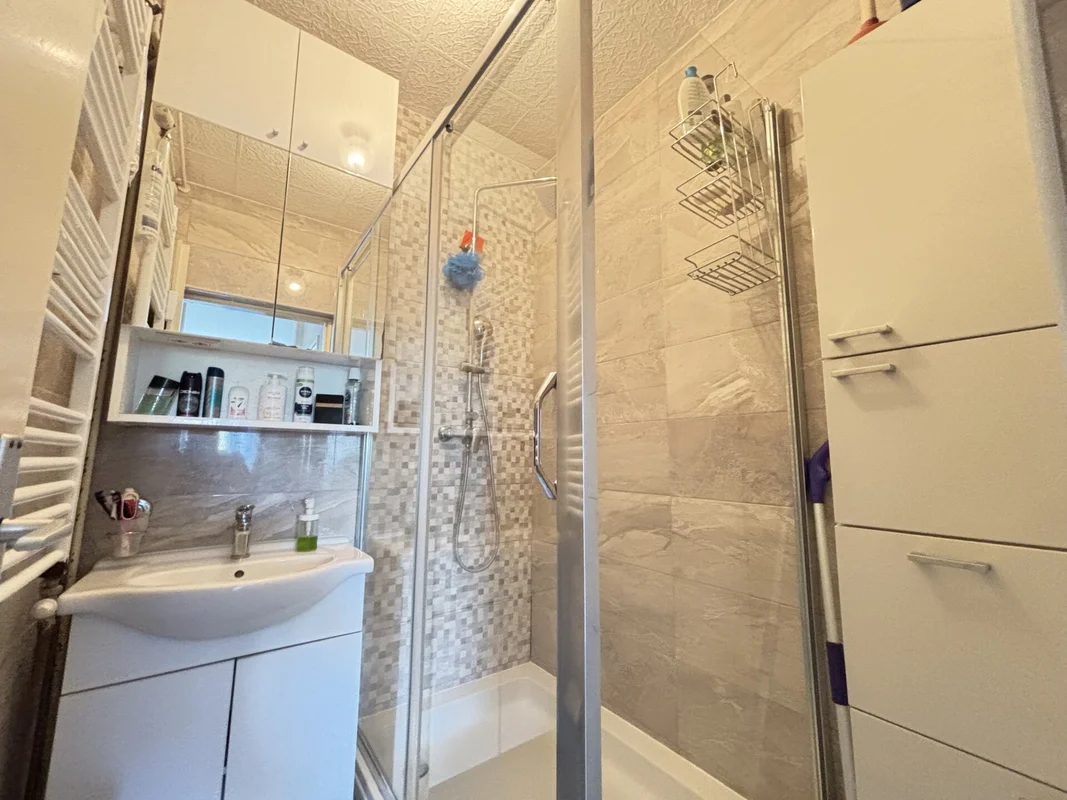 Sesvete | Prostran 3-soban stan 78 m² + spremište