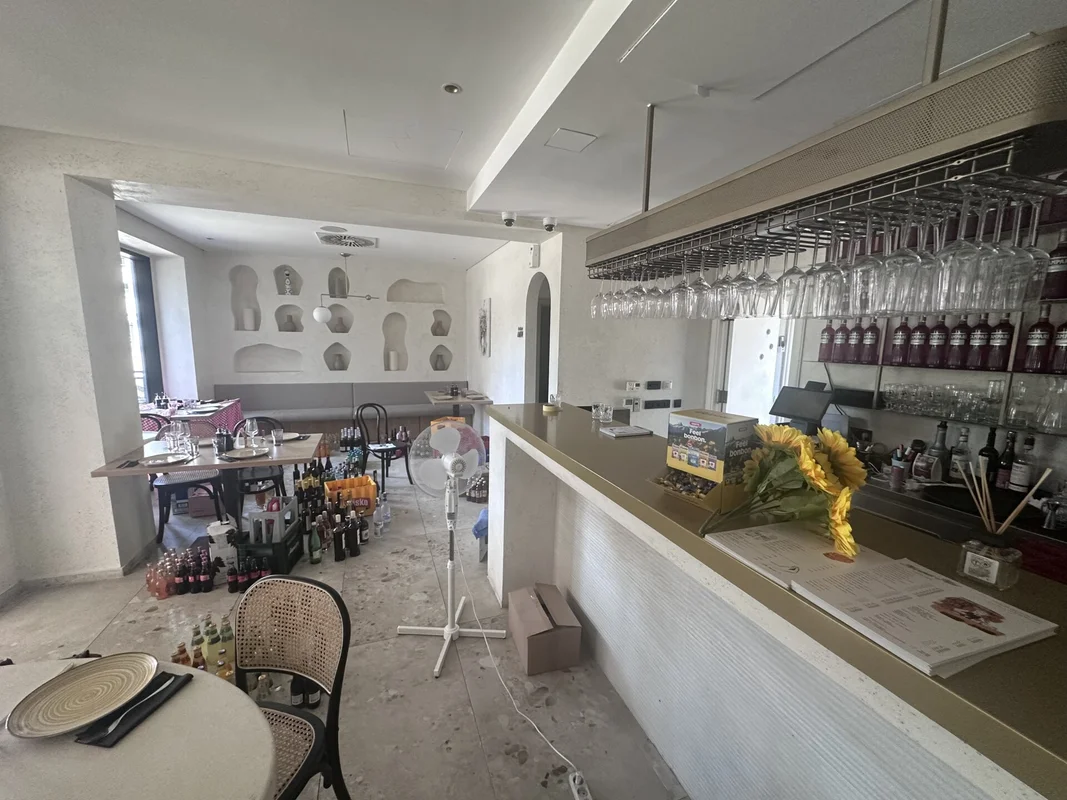 Zagreb, Savica, poslovni prostor na top lokaciji! 148m2! Prilika!!