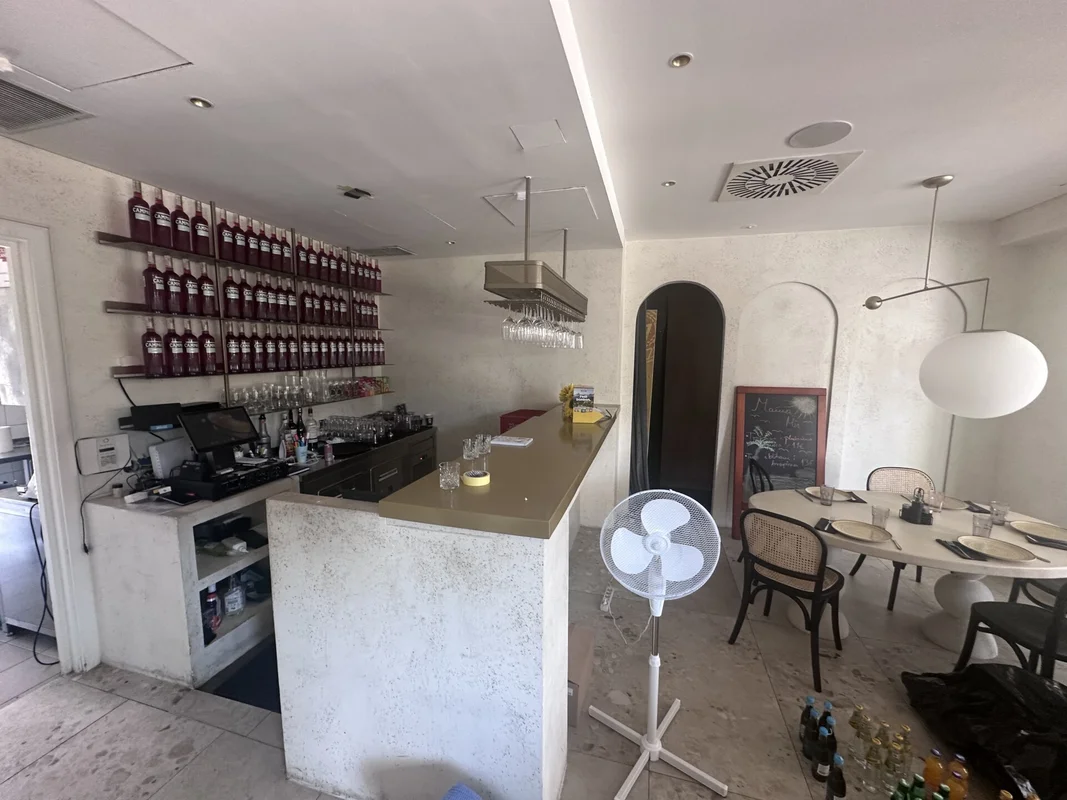 Zagreb, Savica, poslovni prostor na top lokaciji! 148m2! Prilika!!