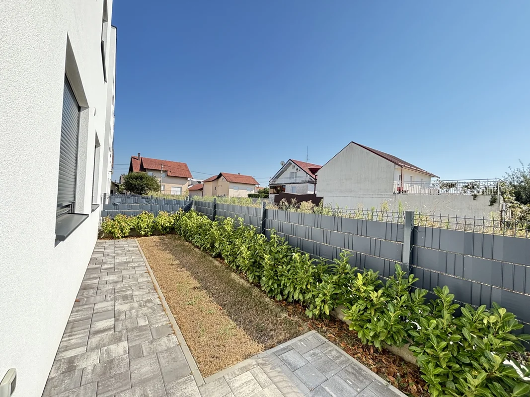 NAJAM– Moderan 3-soban stan s vrtom i parkirnim mjestom | Sesvete