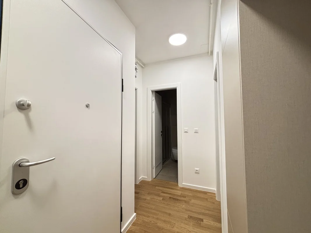 NAJAM– Moderan 3-soban stan s vrtom i parkirnim mjestom | Sesvete