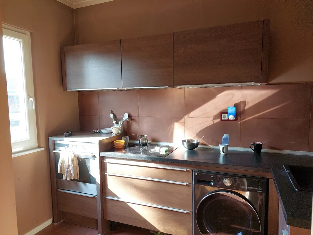 BORONGAJ – KUĆA S DVA ODVOJENA STANA, 180 m²