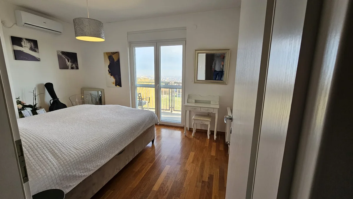 Zagreb, borčec, stan, 160m2!! Vrt -390m2 i 2 vpm!!