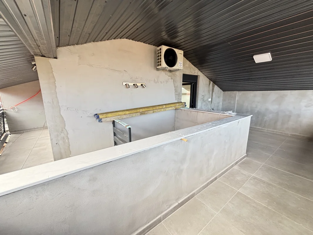 Mikulići – 70 m² novogradnja, terasa, parking i spremište