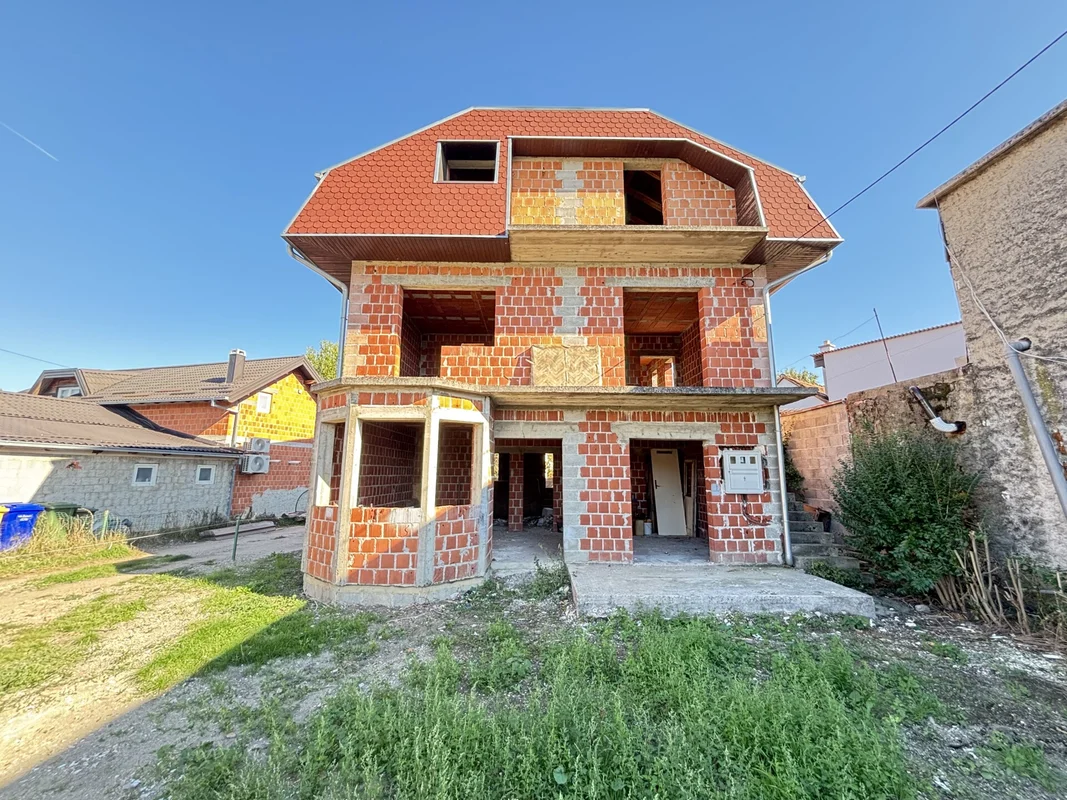 Samostojeća kuća 200 m² na parceli 667 m² – Velika Kosnica