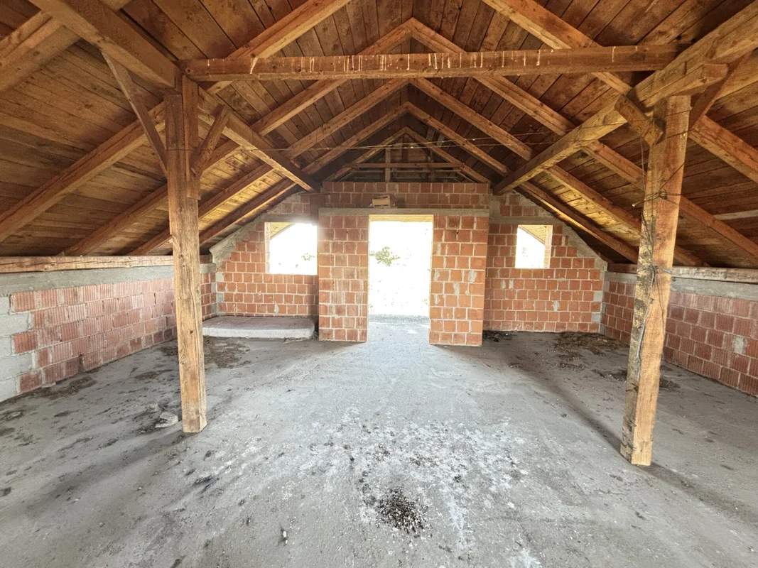 Samostojeća kuća 200 m² na parceli 667 m² – Velika Kosnica
