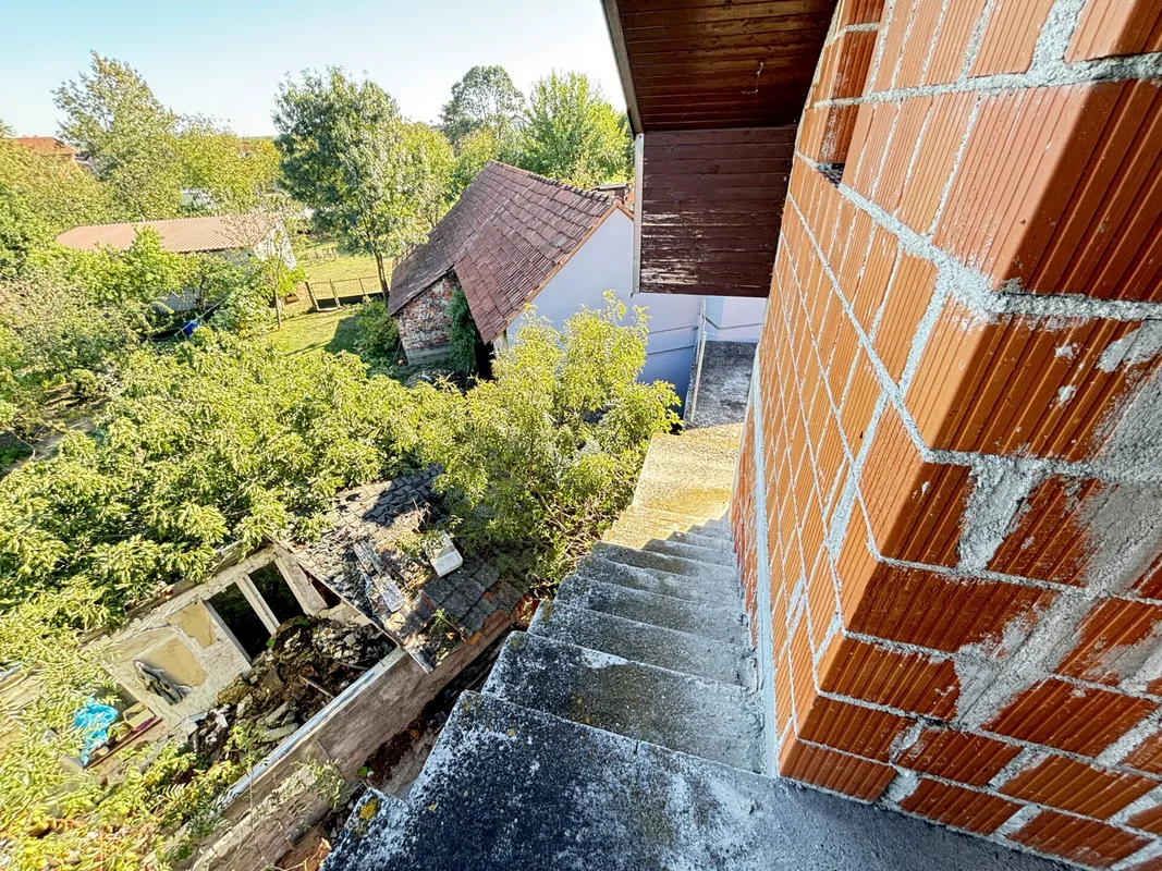 Samostojeća kuća 200 m² na parceli 667 m² – Velika Kosnica