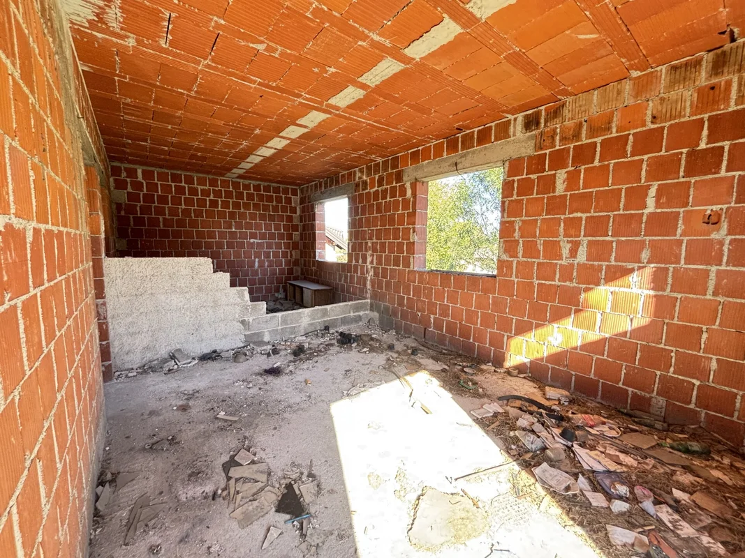 Samostojeća kuća 200 m² na parceli 667 m² – Velika Kosnica