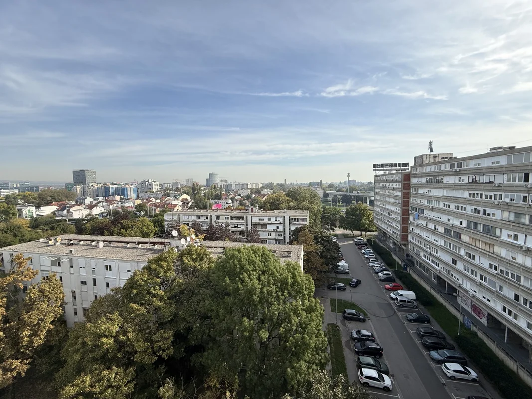 Stan, Zagreb, kruge, 30m2! Uređen! 200m od tramvaja!