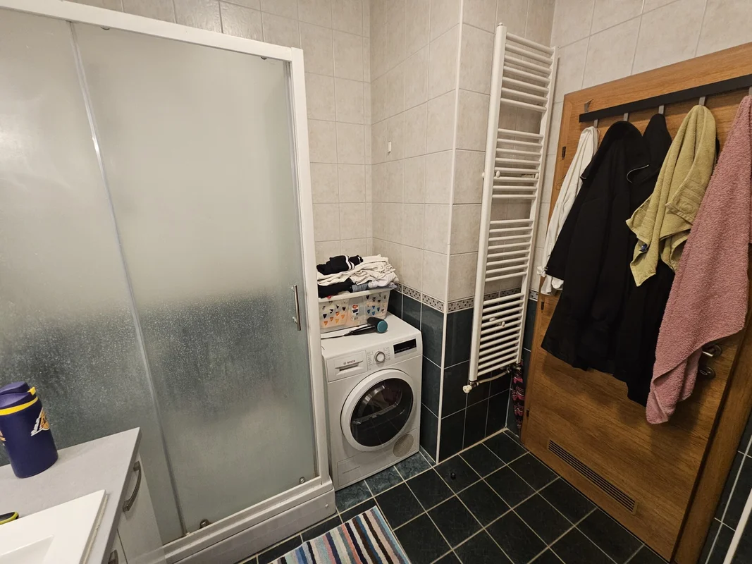 Velika Gorica, centar – trosoban stan 69 m² s parkingom