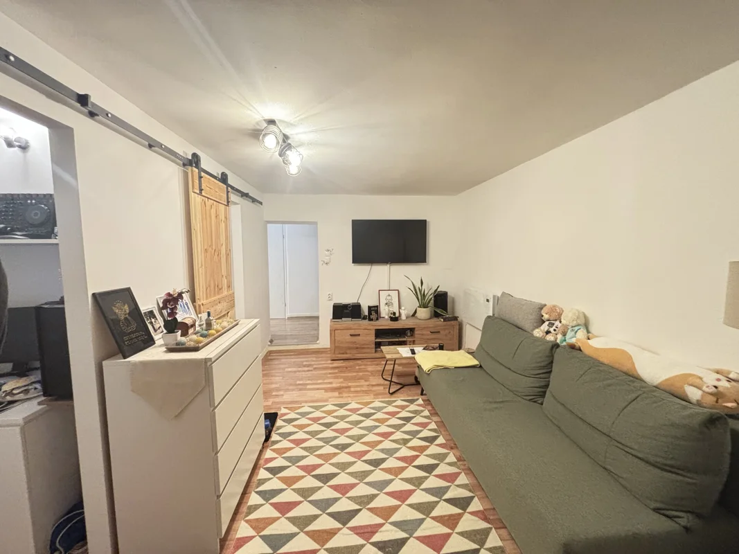 Zagreb, Kušlanova – adaptiran stan 50 m² + spremište i vrt