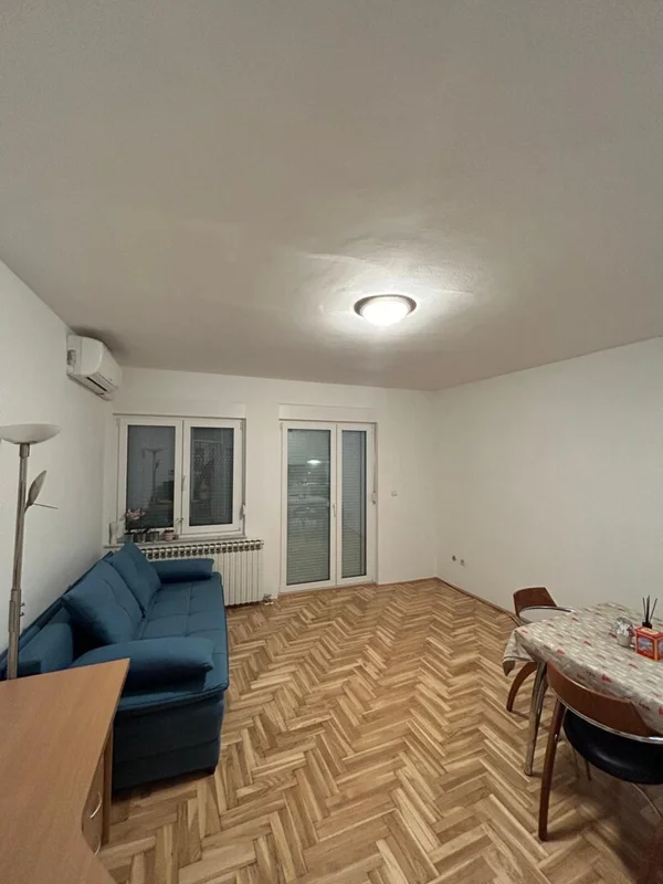 Volovčica, Turopoljska – renoviran 2-sobni stan 48 m² s vlastitim vrtom 85 m²