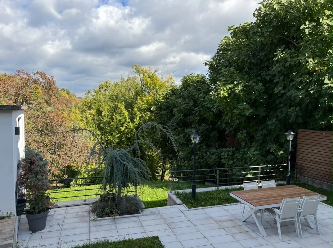 Kuća, Zagreb, Markuševec, 141m2+ garaža+okućnica! NOVOADAPTIRANO!