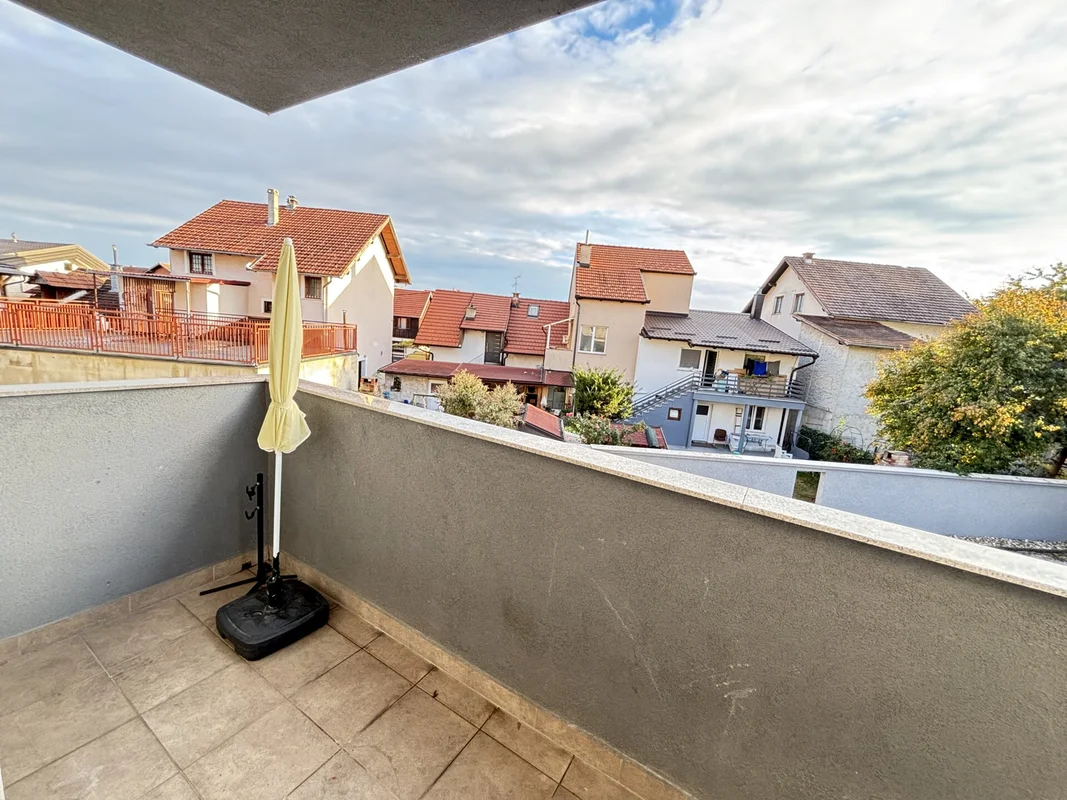 PRODAJA 4-SOBNOG STANA OD 87 m² S PARKIRNIM MJESTOM – DUBRAVA