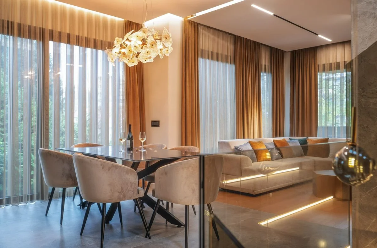 Zagreb, prekrasna urbana vila, srebrnjak, 245m2 (S PRIVATNOM KONOBOM)!