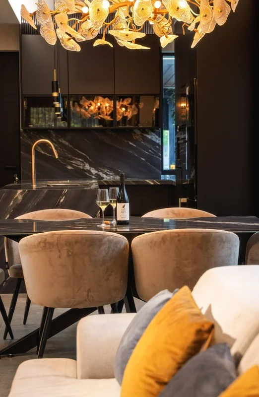 Zagreb, prekrasna urbana vila, srebrnjak, 245m2 (S PRIVATNOM KONOBOM)!